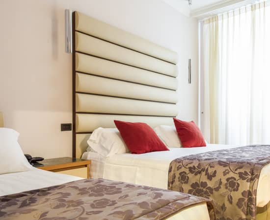 Standard Triple Room Hotel Giolli Nazionale Rome8