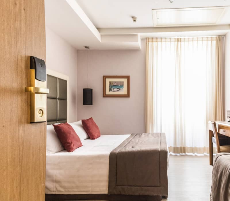 Standard Triple Room Hotel Giolli Nazionale Rome11