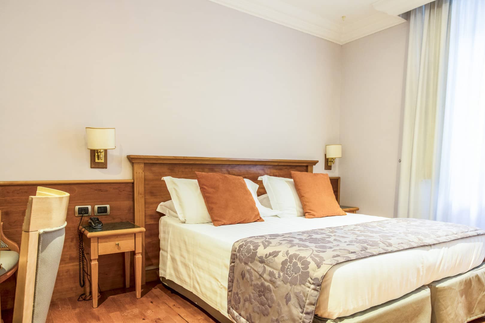 Standard Double Room Hotel Giolli Nazionale Rome29