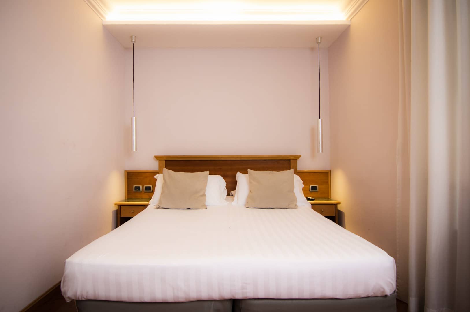 Standard Double Room Hotel Giolli Nazionale Rome2