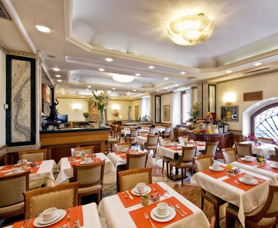 Breakfast Hotel Giolli Nazionale Rome5
