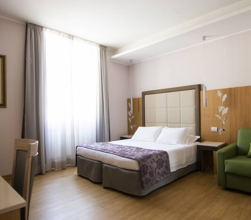Triple Room with View Hotel Giolli Nazionale Rome3