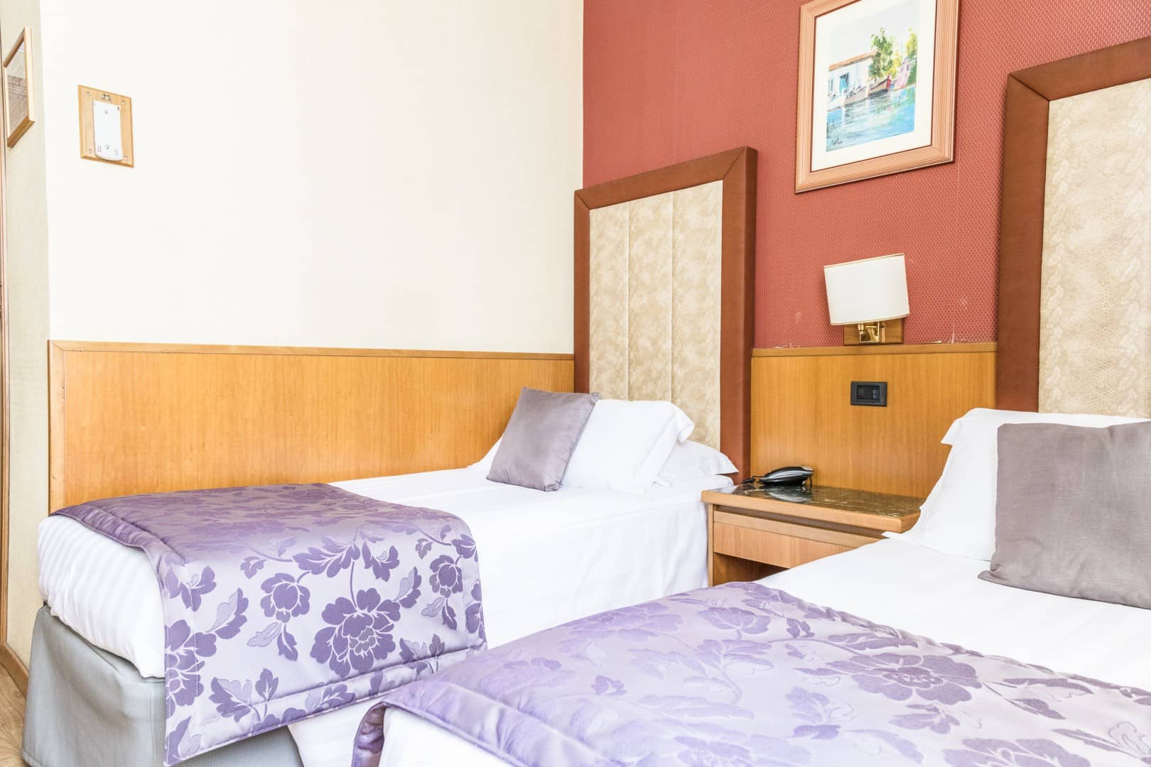 Standard Twin Room Hotel Giolli Nazionale Rome12