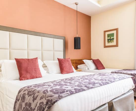 Deluxe Double Room with View Hotel Giolli Nazionale Rome3
