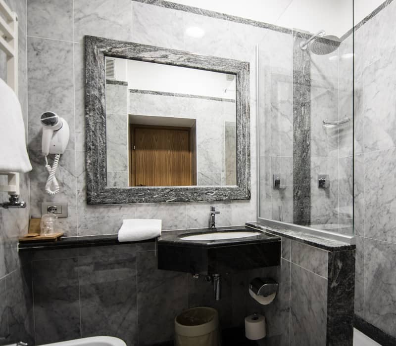 Single Room Hotel Giolli Nazionale Rome7