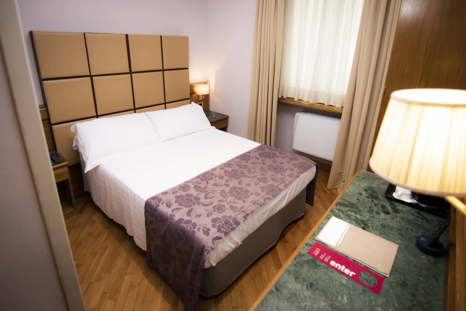 Small Double Room Hotel Giolli Nazionale Rome8